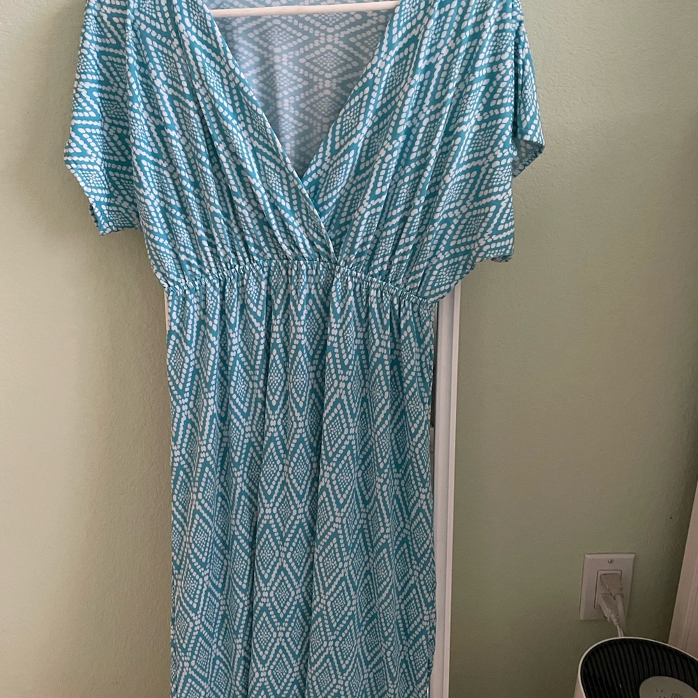 Jon and Anna New York green and white short sleeve midi dress